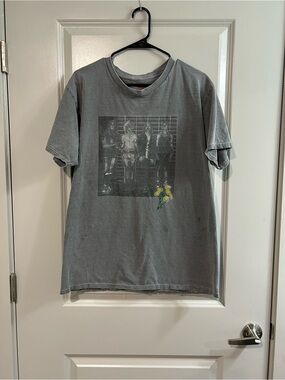Red Hot Chili Peppers Short Sleeve Gray Band Tee